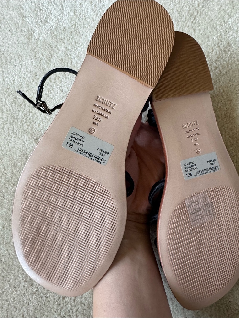 ❣️NWOB❣️Schultz Black Octavia Flat Leather Sandals - Picture 7 of 10